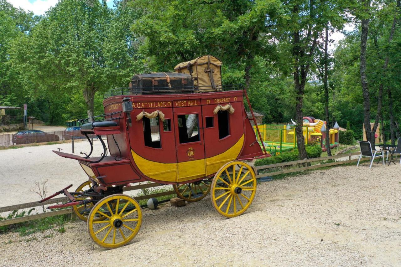Camping le Colorado Rustrel Esterno foto